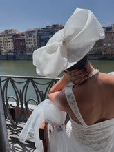 Load image into Gallery viewer, Couture Bridal Headpiece