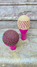 Carica l'immagine nel visualizzatore di Gallery, Raffia crochet caps