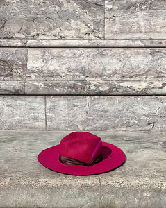 boho hat con piuma invernale velvet fuxia ely b hats