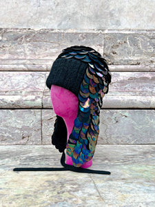 Cappello beanie nero per inverno decorato 